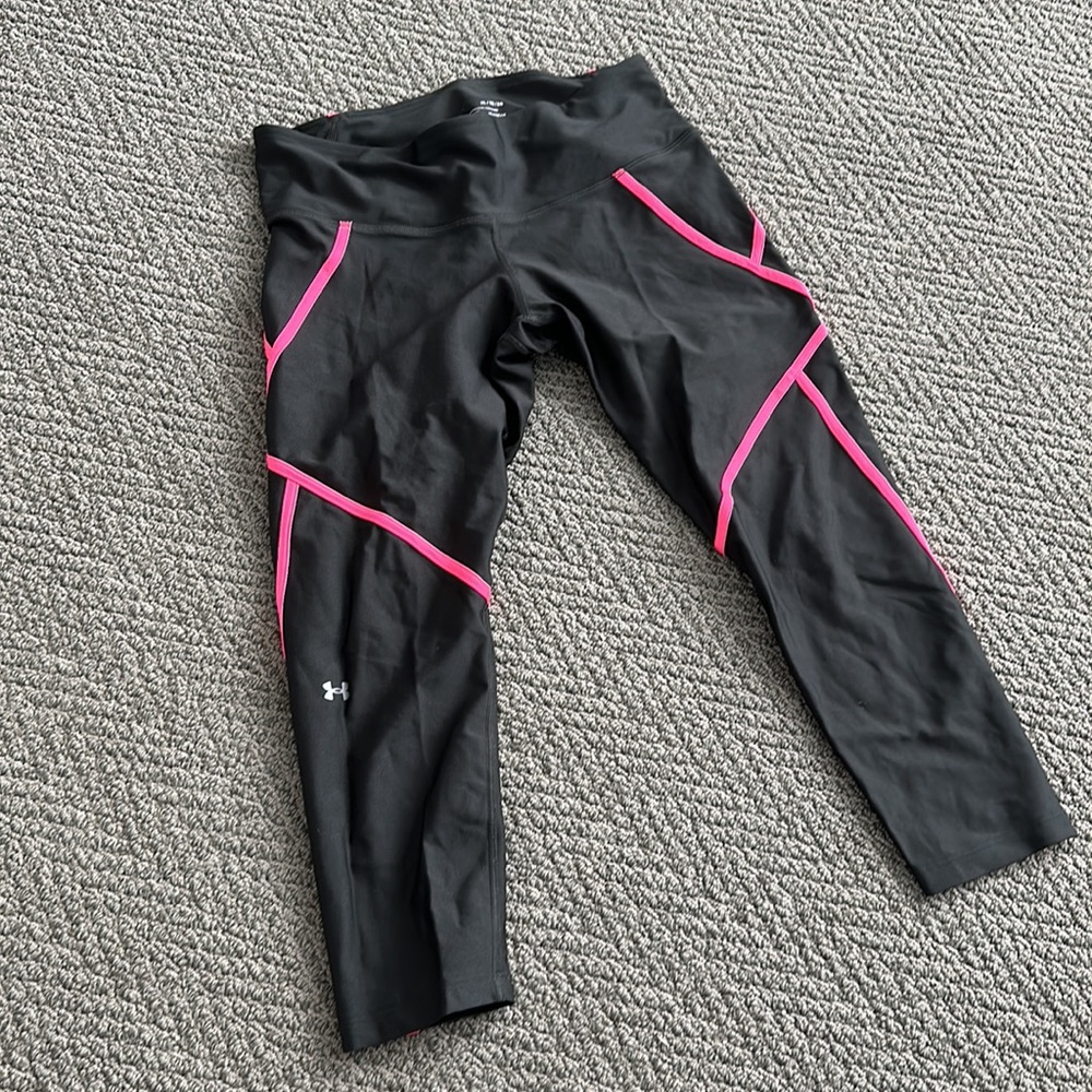 Workout clothes bundle - Picture 6 of 8